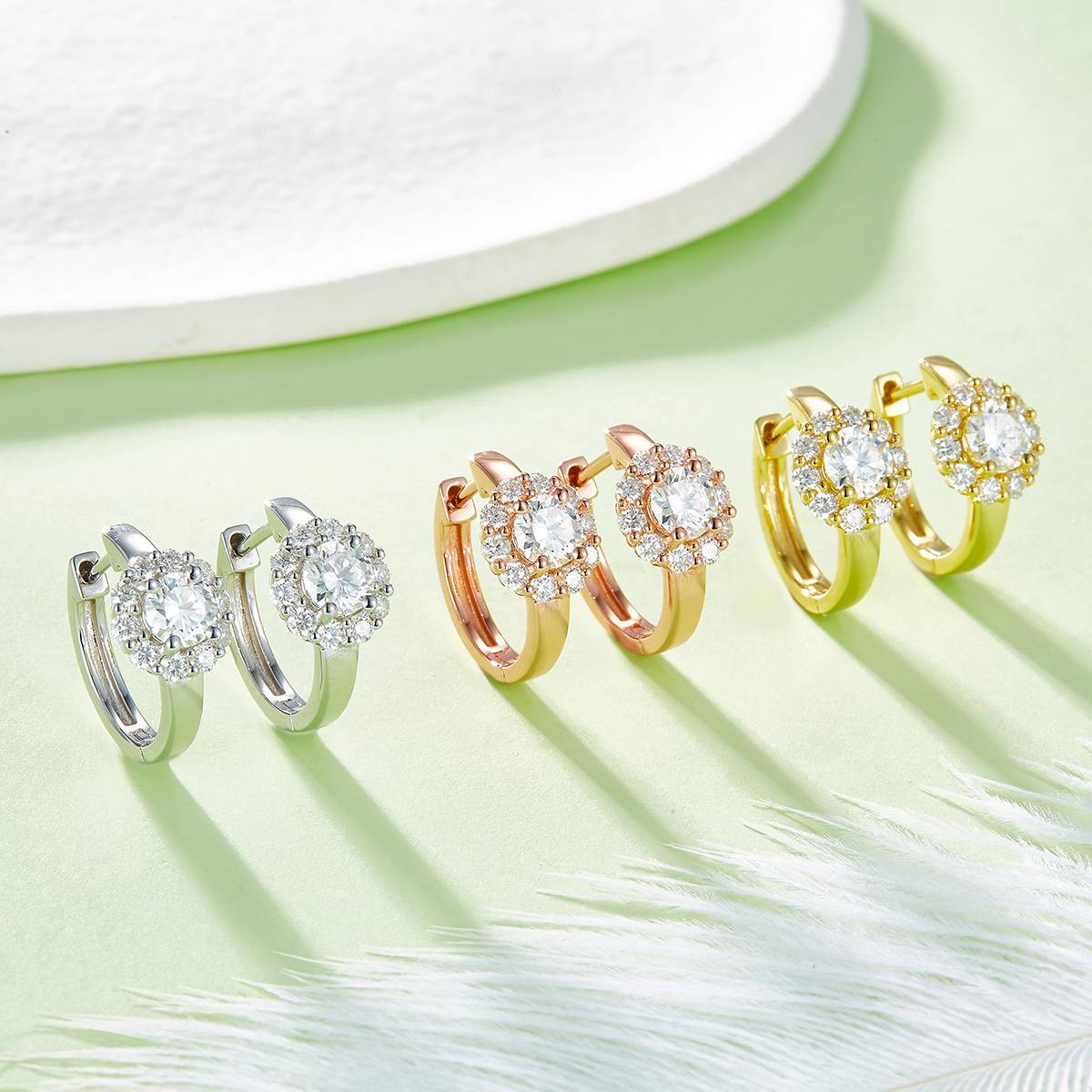 Sunflower Four Claw Earrings S925 Silver Moissanite Grade D 1.6CT
